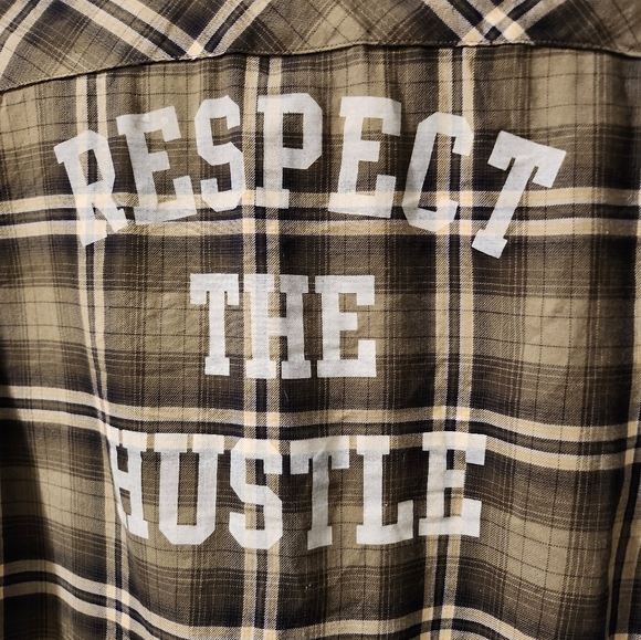 AE Seriously Soft Lightweight Flannel Plaid Shirt Size S American Eagle - Picture 3 of 7